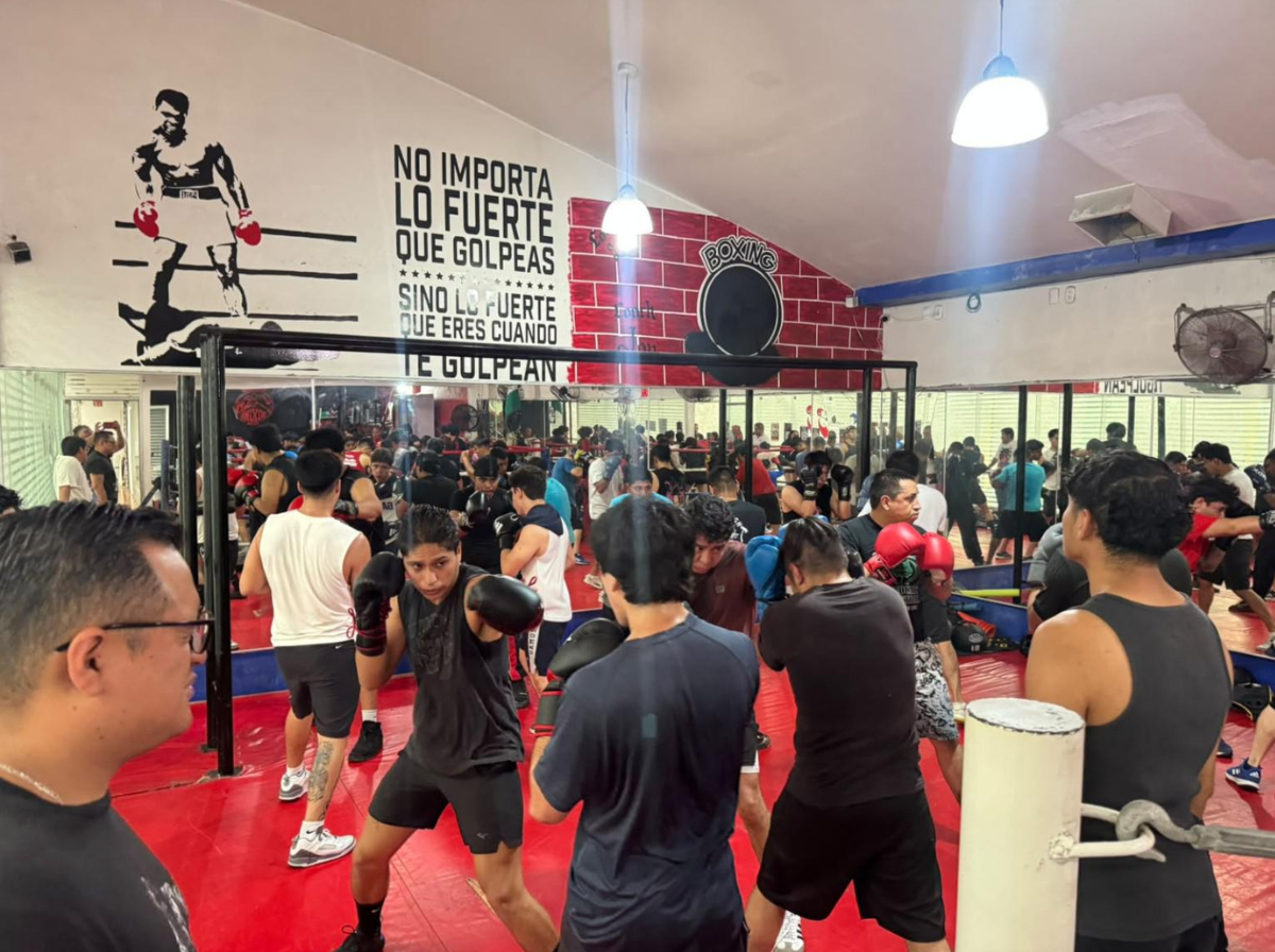 Brujas Boxing Club en acción